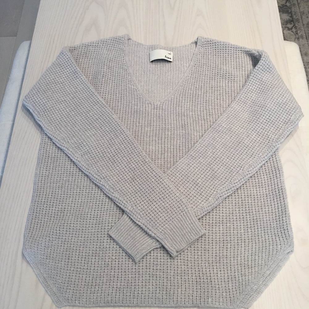 Wilfred sweater by Aritzia